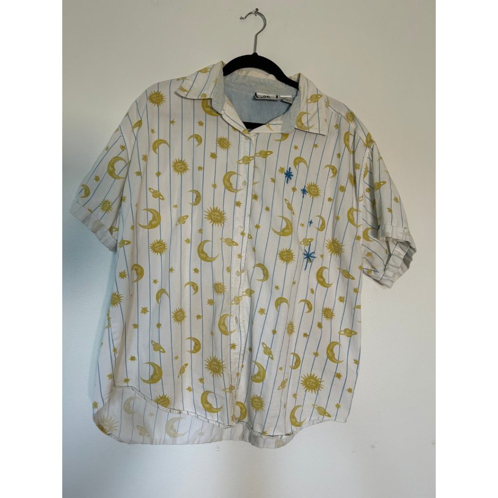 Hand Embroidered Vintage Moon & Stars Short Sleeve Shirt